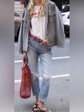 MOTHER DENIM 
mother superior 
The Tomcat 
The confession
28